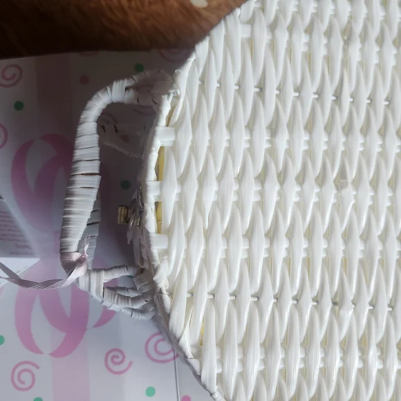 A Classy Chic Boutique White Tea Set with Yellow Plaid Case - Picture 5 of 8